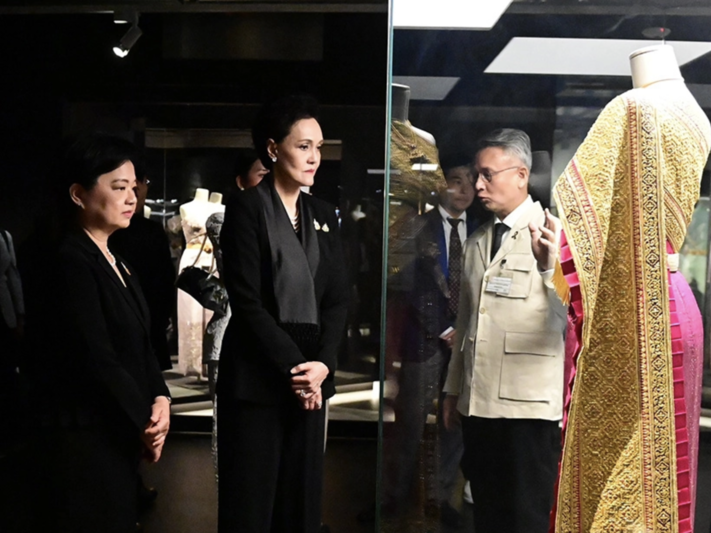 泰國服飾登巴黎殿堂　皇家時尚展現文化實力