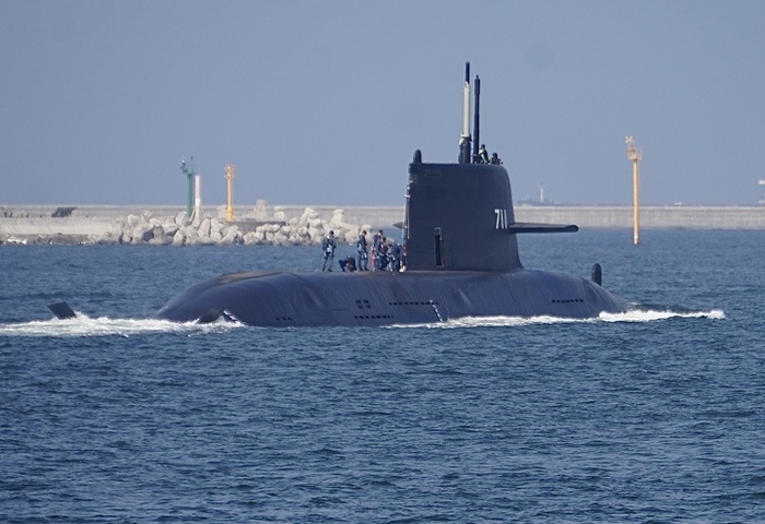 海鯤艦再度出港測試　軍事專家估7到9月可能交艦