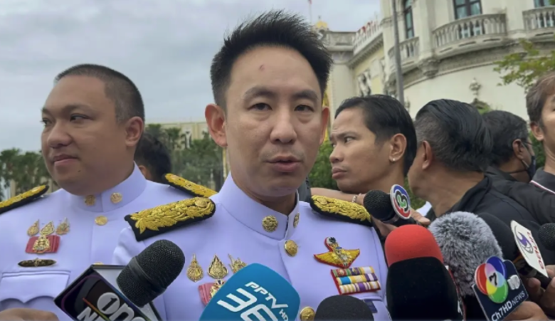 瓦拉西反駁涉參議員案　促iLaw提交證據