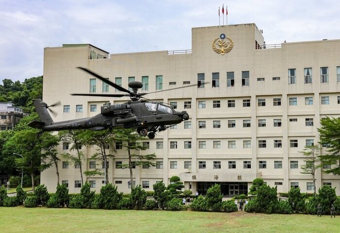 漢光42號演習　阿帕契直升機飛抵海巡署協作部署