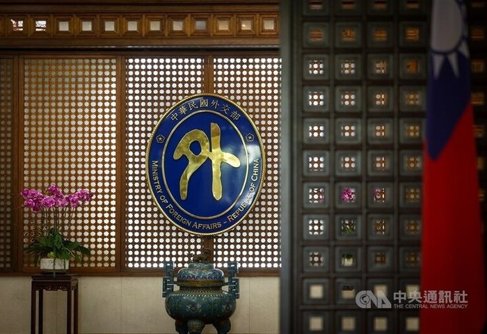 烏干達拒台灣護照　外交部：不排除因一中調整政策