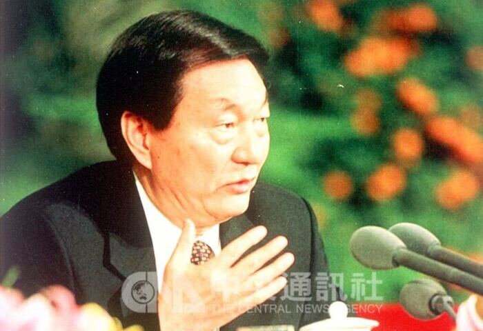 朱鎔基2000年台灣總統選前出言恫嚇　反促成政黨輪替