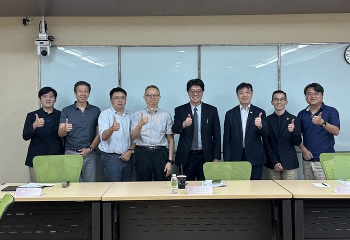 中國境管新規範圍模糊　邱垂正憂台灣民眾赴陸進得去出不來