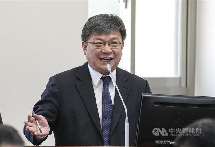 曾文生：AI資料中心用電擬採電廠直供　成本市場決定