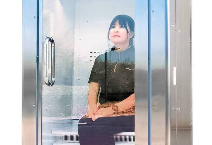 日本酷暑催生「人用冰箱」　企業防暑出奇招