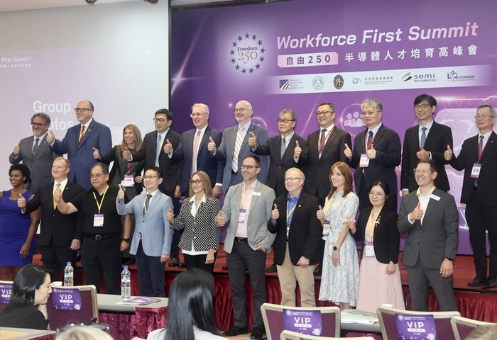 谷立言宣布美國學生來台就學倡議　鋪路雙邊投資合作