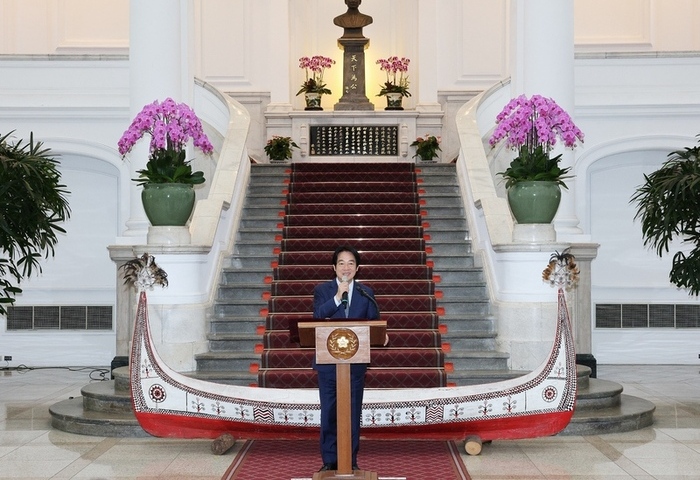賴總統：蘭嶼拼板舟像台灣　盼傳承文化航向世界