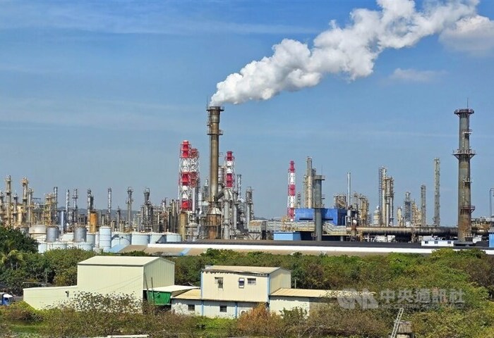環境部：台灣碳費制度獲英國認可　助產業維持國際競爭力