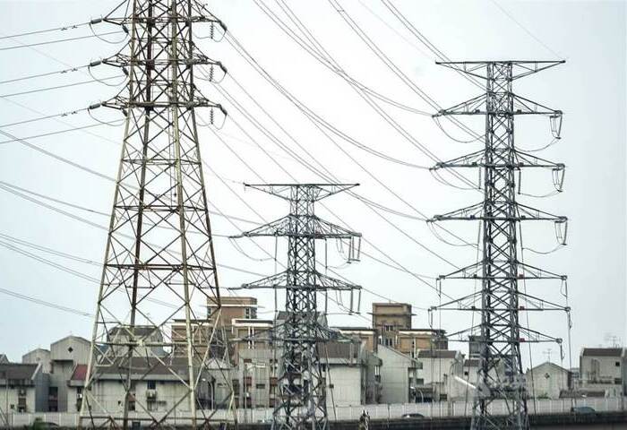 AI動能擴及供應鏈　8月產業用電創新高電力燈號續亮紅燈